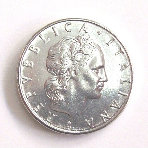 Other - RARE Vintage Italian coin 1978